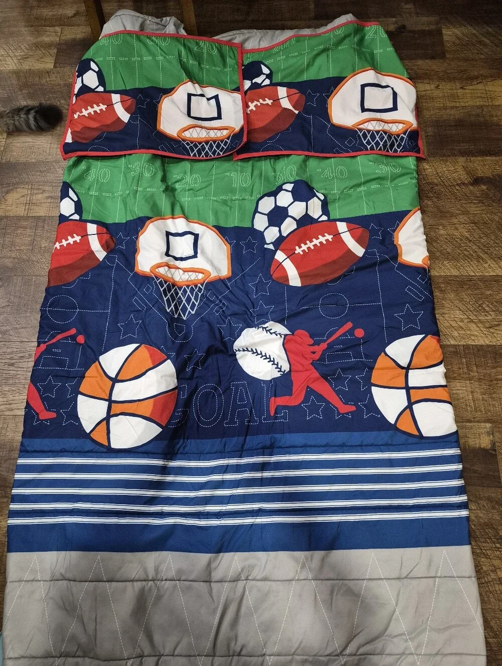 Pillowfort Full/Queen Athletic Sports Boys Comforter With Two Shams